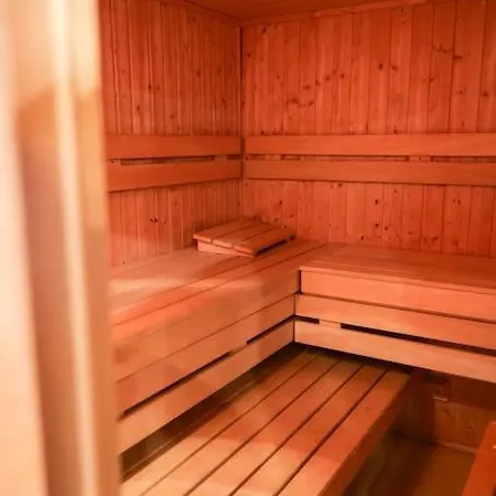 Villa Piscine Jacuzzi Etang ,la Casa Del Cookie 2 *