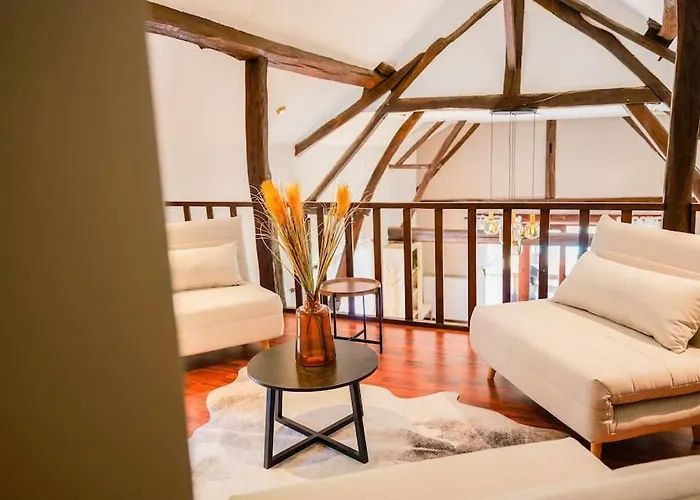 Villa Piscine Jacuzzi Etang ,la Casa Del Cookie 2