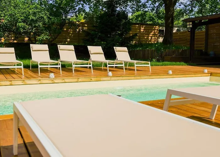 Piscine Jacuzzi Etang ,la Casa Del Cookie 2 Villa Brognon