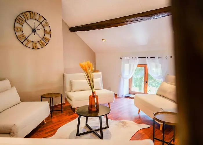 Piscine Jacuzzi Etang ,la Casa Del Cookie 2 Villa Brognon